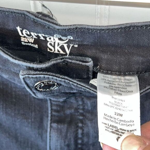 Terra And Sky Jeans Women’s 22W Bootcut Stretch Dark Wash Classic Denim Workwear - Picture 5 of 9